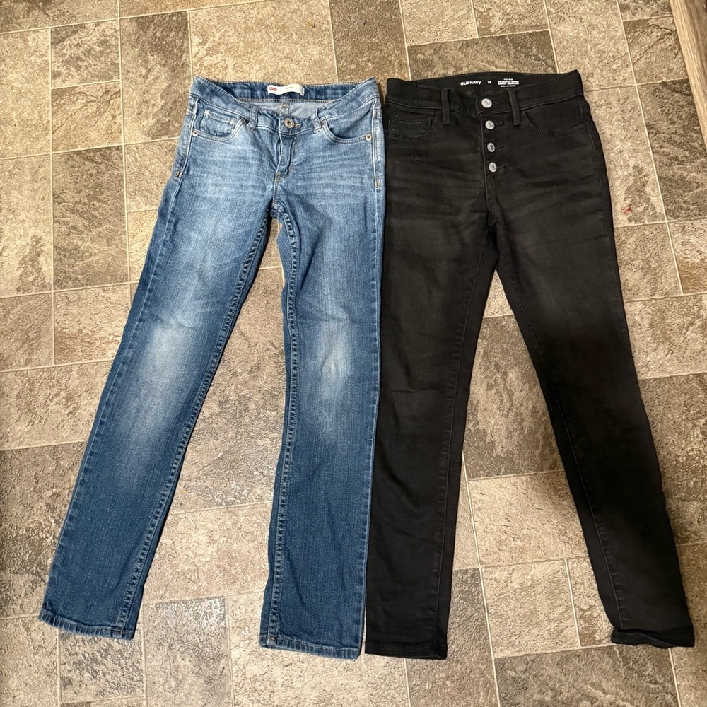 Old Navy Women's Blue and Black Skinny Jeans - Picture 4 of 11